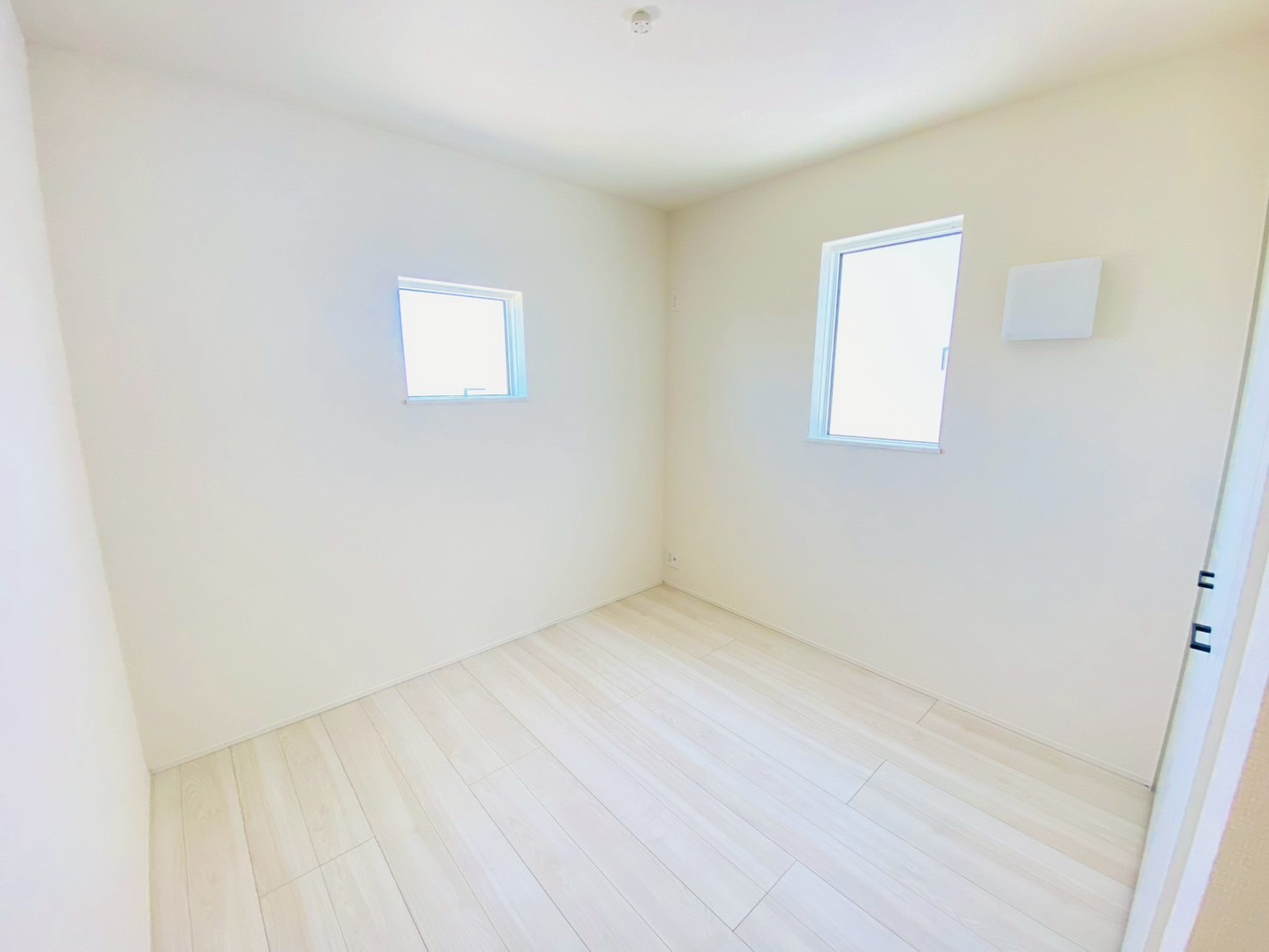 リナージュ/南区/御幸笛田1丁目/24-1期／1号棟の洋室|御幸笛田新築完成しました☆即案内致可能☆当日の連絡も大歓迎☆