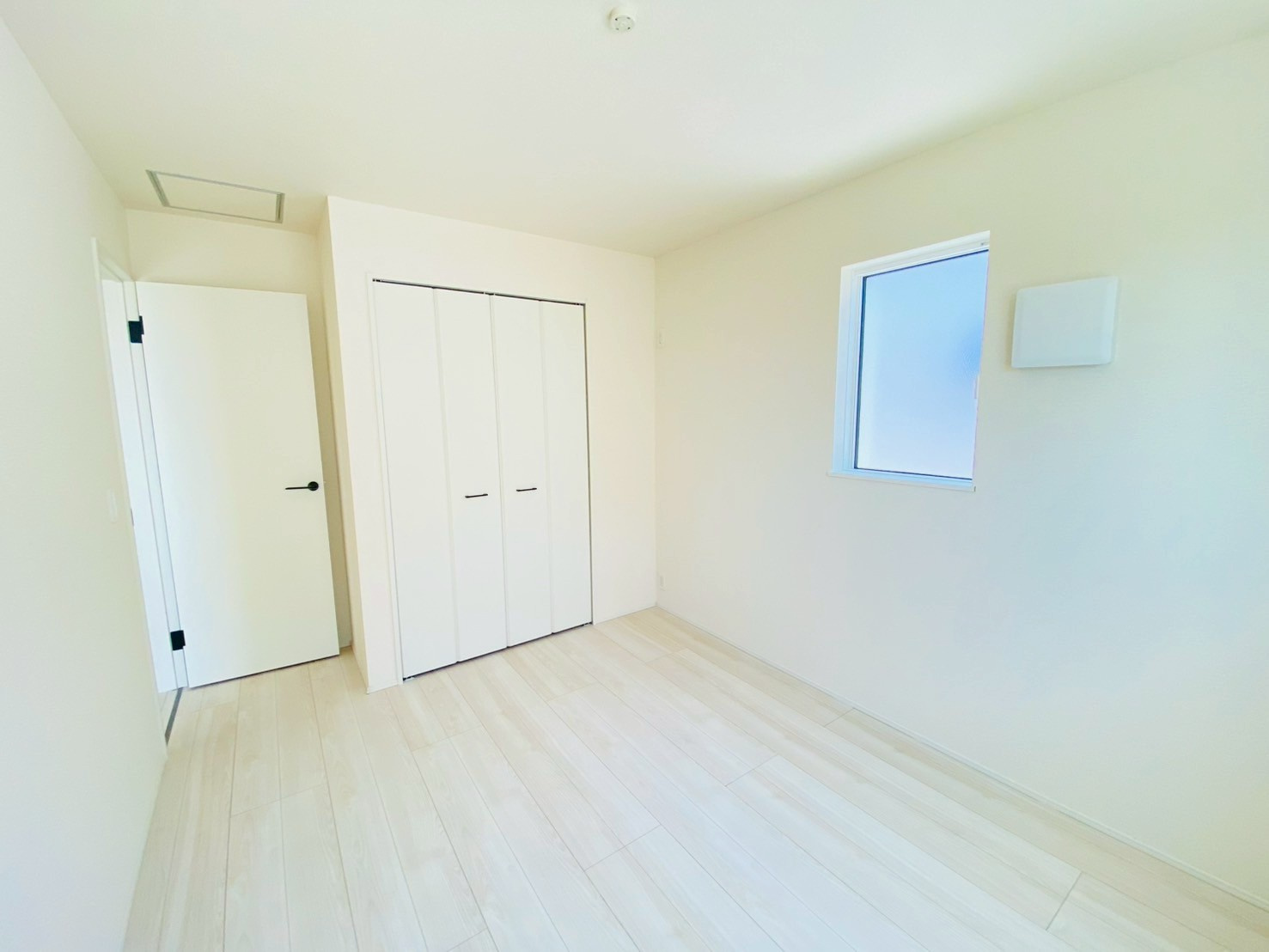 リナージュ/南区/御幸笛田1丁目/24-1期／1号棟の洋室|御幸笛田新築完成しました☆即案内致可能☆当日の連絡も大歓迎☆