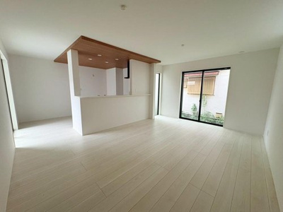 【居間・リビング】 | 【GRAFARE　ZEH水準仕様】小平市天神町４期 | 4LDKの間取りでプライベート空間を満喫！　