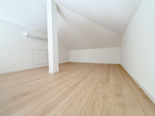 【GRAFARE　ZEH水準仕様】小平市天神町４期の洋室|各居室には収納が完備されています！