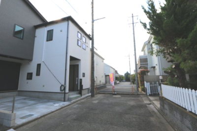 【外観】 | 【GRAFARE　ZEH水準仕様】小平市天神町４期 | カウンターキッチンにつき料理をしながらリビングを見渡せます！