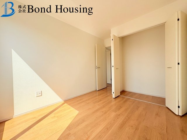 並列2台駐車可能　福吉台2丁目　新築限定１棟の洋室