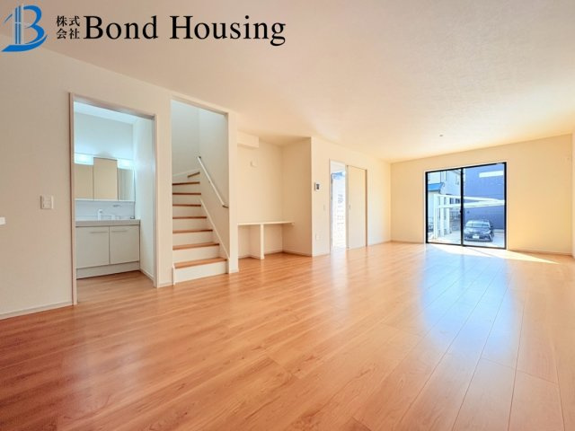 並列2台駐車可能　福吉台2丁目　新築限定１棟の居間・リビング