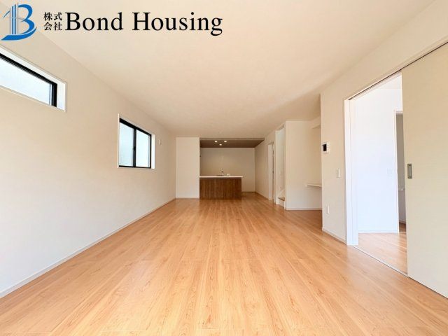 並列2台駐車可能　福吉台2丁目　新築限定１棟の居間・リビング