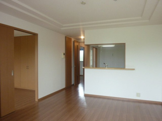 【居間・リビング】 | ソレイユ　シャトー | リビング