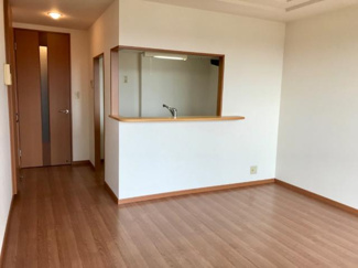 【居間・リビング】 | ソレイユ　シャトー | リビング