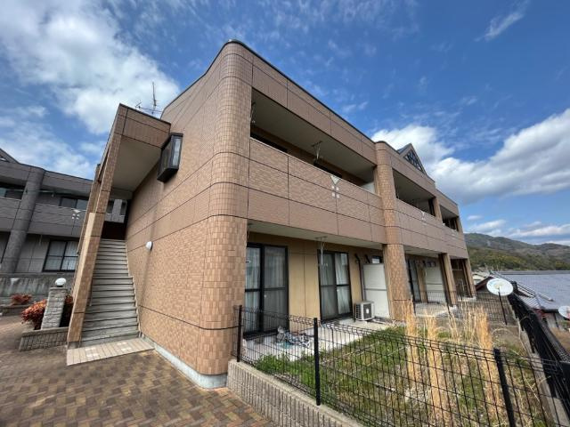 プレザンス西山本