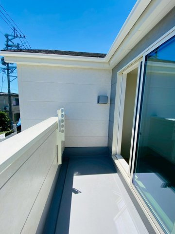 リナージュ/南区/御幸笛田1丁目/24-1期/2号棟のバルコニー|御幸笛田新築完成しました☆即案内致可能☆当日の連絡も大歓迎☆