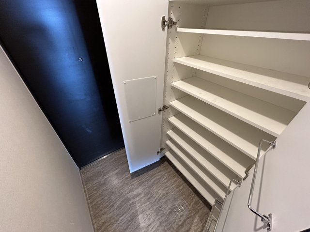 ザ・パークハウス川口本町の玄関