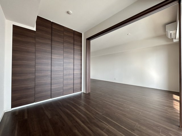 ザ・パークハウス川口本町の洋室