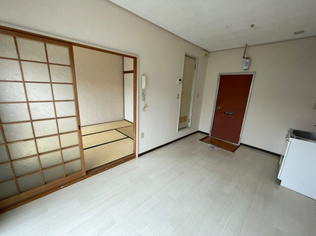 シティハイツ中町の居間・リビング