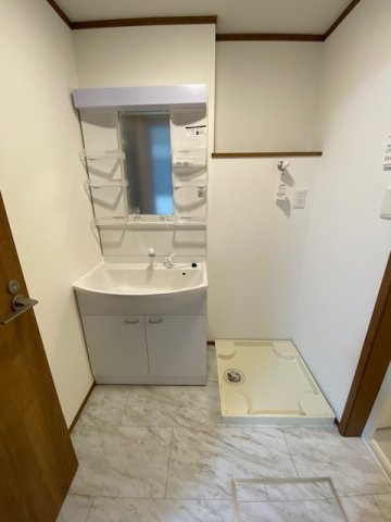 [新築]lavender の独立洗面台|※同タイプのE棟の画像です