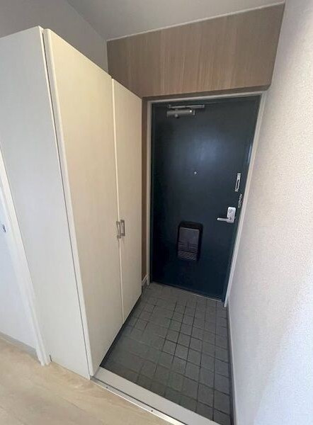 グランメール表台の玄関