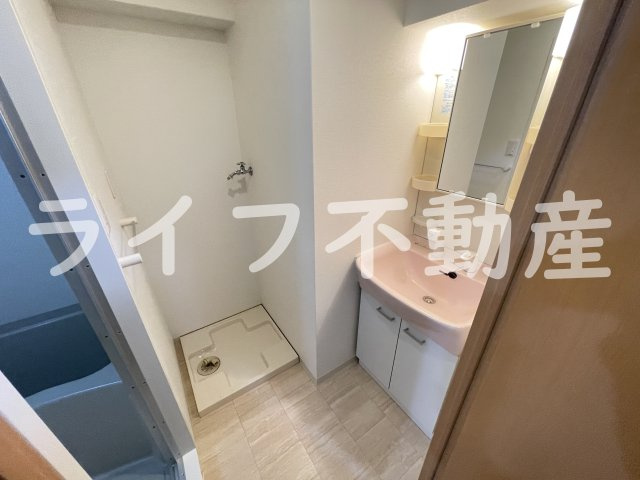 メルディアキューブやえのさとの洗面所|広い洗面スペース