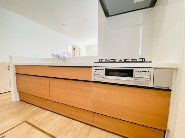 リナージュ/南区/御幸笛田1丁目/24-1期/3号棟のキッチン|御幸笛田新築完成しました☆即案内致可能☆当日の連絡も大歓迎☆