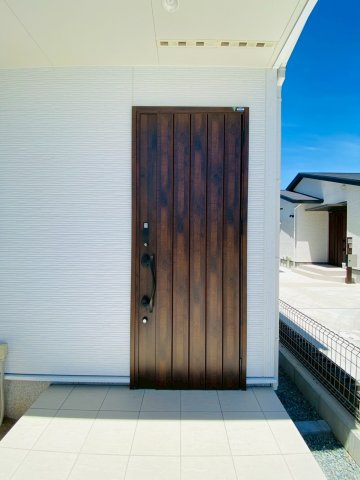 リナージュ/南区/御幸笛田1丁目/24-1期/3号棟の玄関|御幸笛田新築完成しました☆即案内致可能☆当日の連絡も大歓迎☆