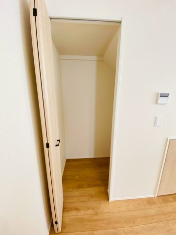 リナージュ/南区/御幸笛田1丁目/24-1期/3号棟の収納|御幸笛田新築完成しました☆即案内致可能☆当日の連絡も大歓迎☆