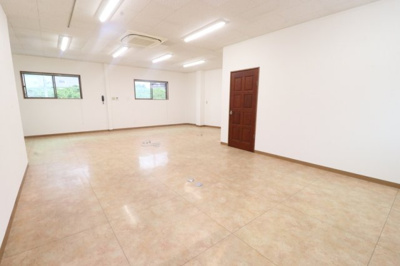 【内装】 | 長野一丁目倉庫付事務所