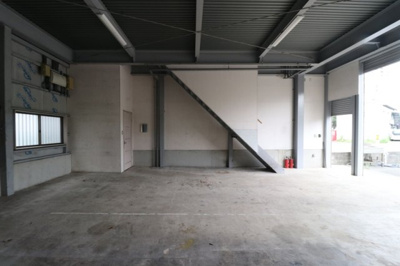 【内装】 | 長野一丁目倉庫付事務所