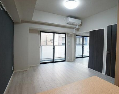 Alpha Prime日本橋EASTの居間・リビング