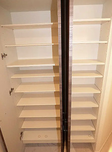 ルーエ本町の収納