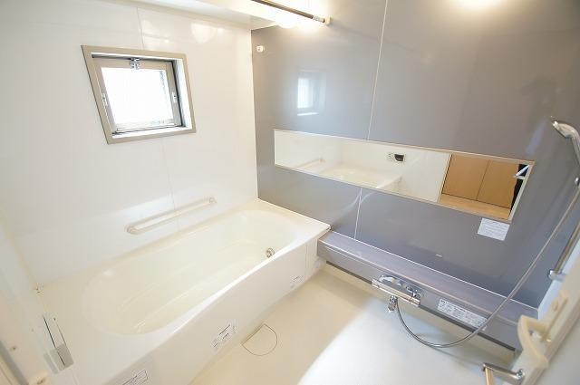 アーデンタワー新町の浴室