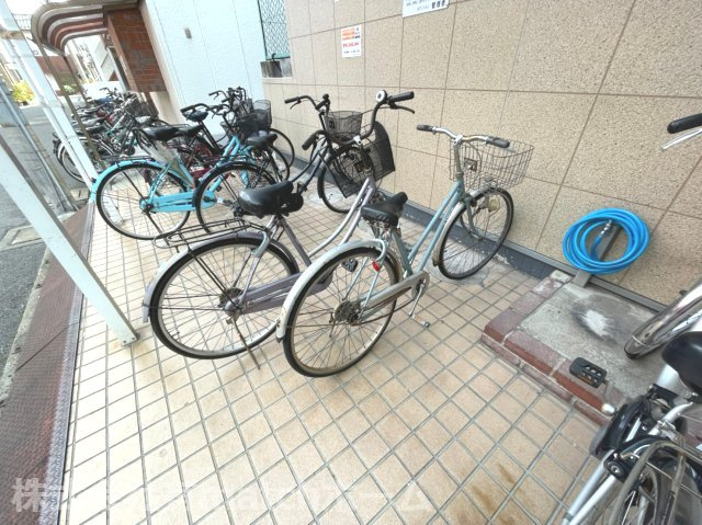 シティハイツ中町の駐車場