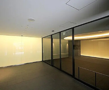 ドゥーエ立売堀のエントランス