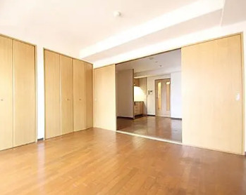 ロイヤルヒルⅠの寝室