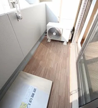 プレサンス扇町駅前のバルコニー