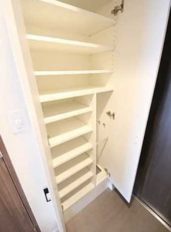 プレサンス扇町駅前の玄関