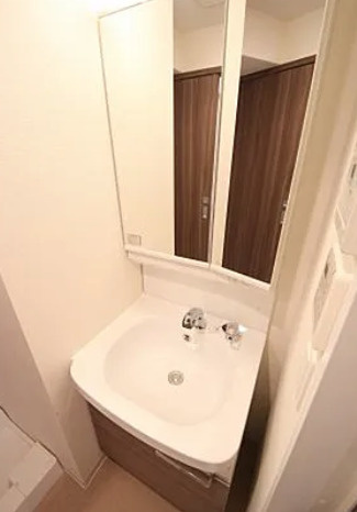 プレサンス扇町駅前の独立洗面台