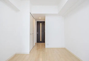 アーデンタワー本町イーストの居間・リビング