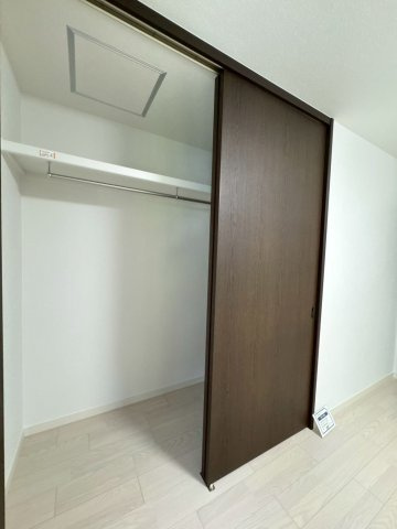 【認定中古】小倉南区志井鷹羽台　5SLDK　【小倉南区　中古戸建て】の収納|大容量のクローゼット完備でお部屋を広く使用できます♪【小倉南区　中古戸建】