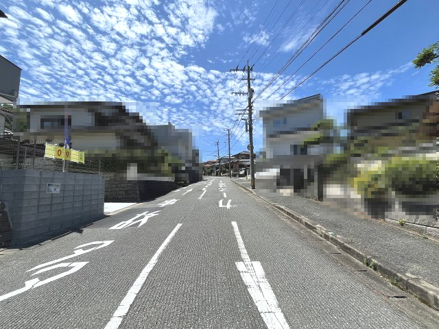 【その他】 | 福岡市東区下原2丁目7期　1号棟（全1棟）【仲介手数料無料・0円】 | 現地写真。前面道路です。