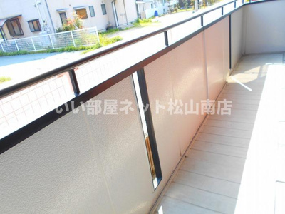 【バルコニー】 | ハイカムール　南　B棟