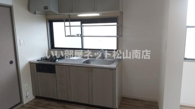 【キッチン】 | ハイカムール　南　B棟