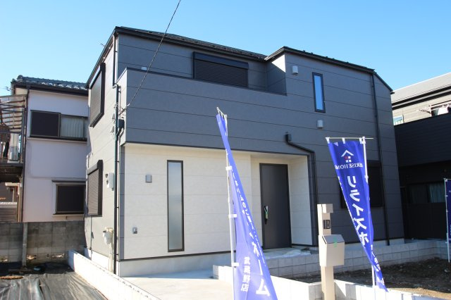 東大和市向原の外観|近隣にはスーパー「いなげや」があります♪日々のお買い物が便利な環境です♪