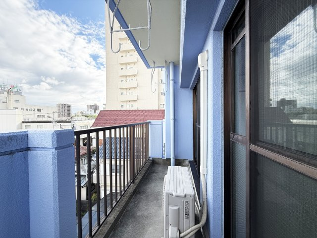 ジョンブルハウスのバルコニー