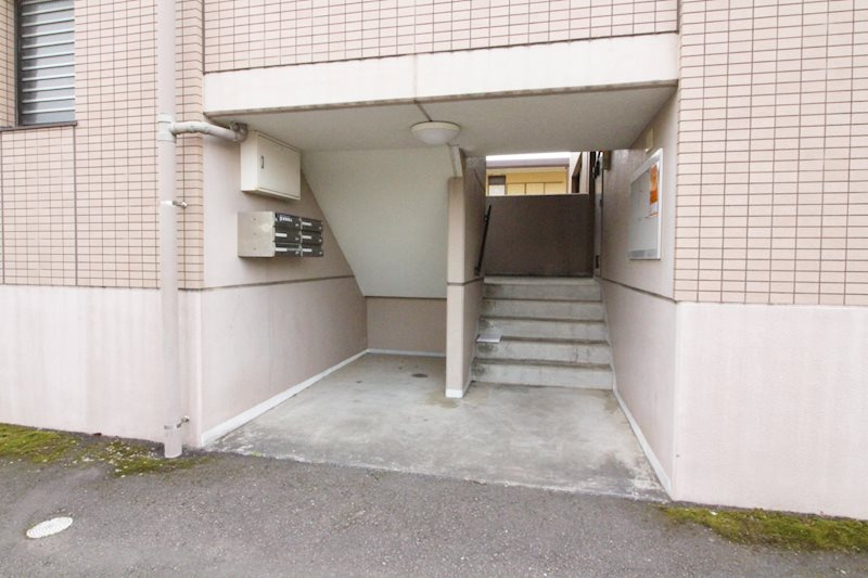 リーラ・コートのエントランス