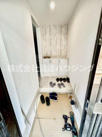 ReTrrace鷺洲01の玄関