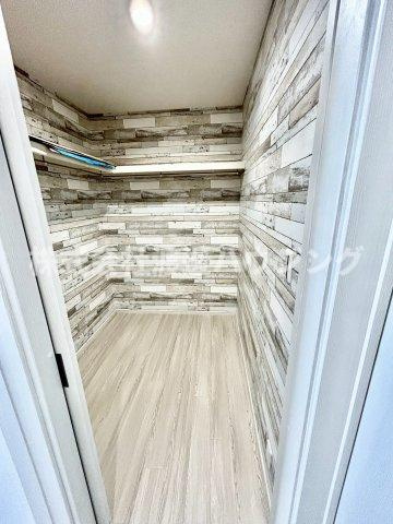 ReTrrace鷺洲01の収納|ウォークインクローゼット