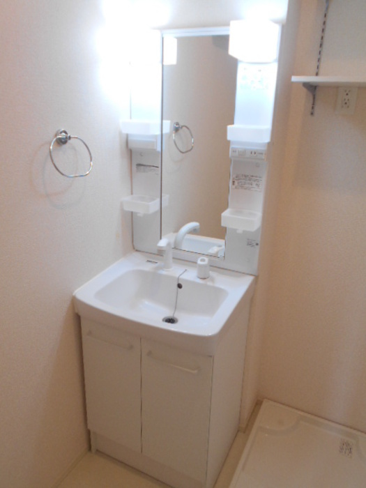 練馬区関町南１丁目のアパートの洗面所