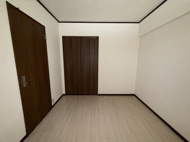 ヌーベルメゾン清水の寝室