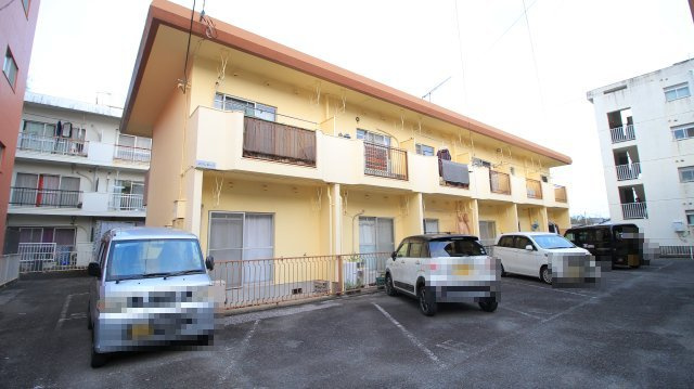 ユウネクスト南宮崎Ⅰの駐車場