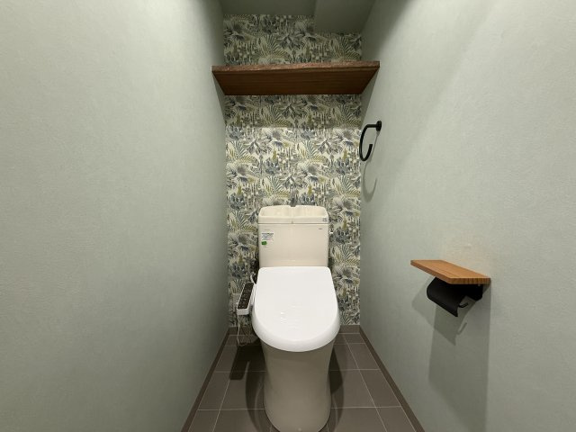 セトルコート唐橋　天然木フルリノベーションのトイレ