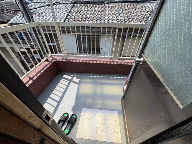若竹町１丁目貸家のバルコニー