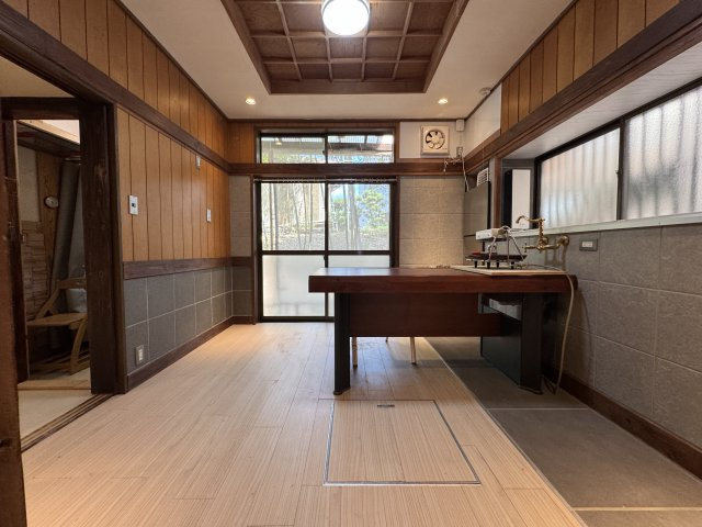 若竹町１丁目貸家の居間・リビング