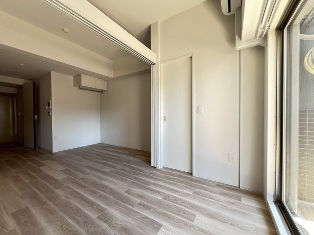 【洋室】 | セレニテ夕陽丘エクラ