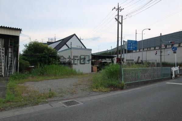 熊谷市柿沼　売地の前面道路含む現地写真